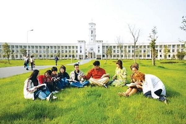 Danh sach cac truong Dai hoc phan lan