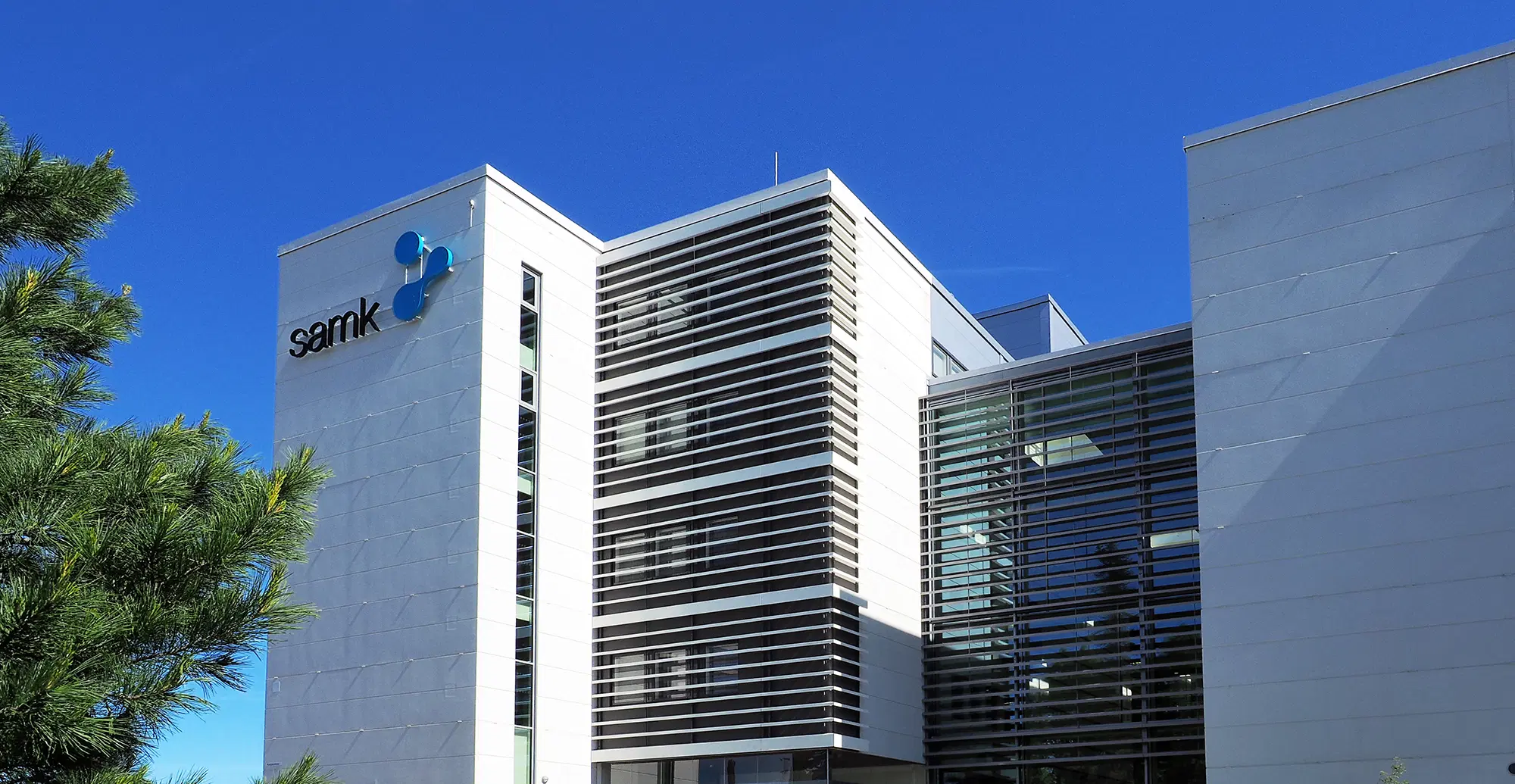 CHINH PHỤC ĐẠI HỌC SAMK (PHẦN LAN): LỘ TRÌNH ĐỘT PHÁ CỦA NAM SINH LỚP 12 2 SAMK Kampus kesakuu 003 copy