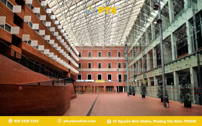 TOP 7 TRƯỜNG ĐẠI HỌC HÀNG ĐẦU TÂY BAN NHA DÀNH CHO DU HỌC SINH QUỐC TẾ 2026 5 Universitat Pompeu Fabra (UPF)